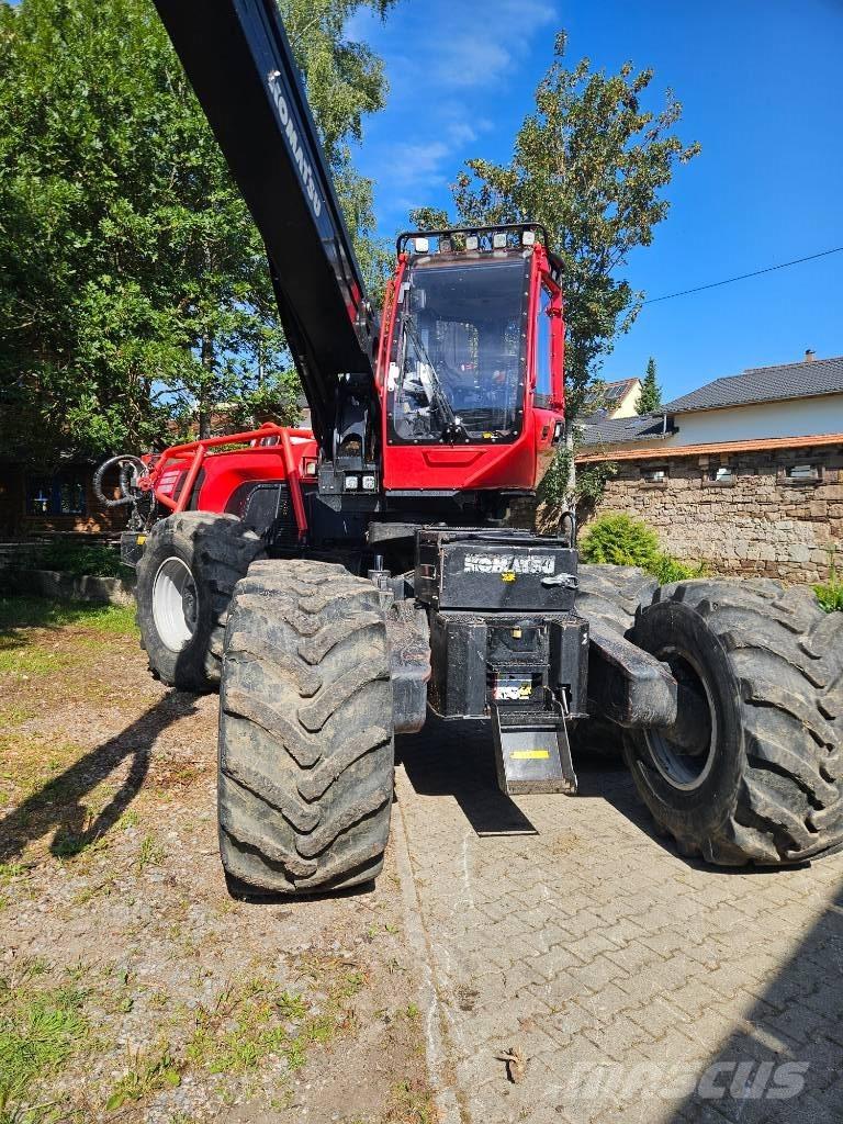 Komatsu 951 Harvesters