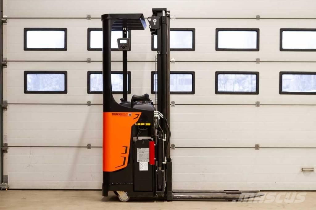 Rocla SST 12 AC Self propelled stackers