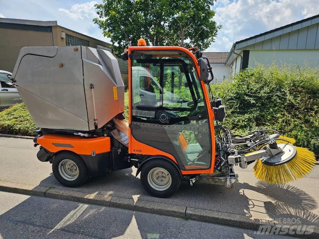 Holder X45 Sweepers