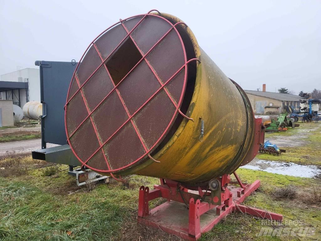 TEAGLE TOMAHAWK 505M Bale shredders, cutters and unrollers