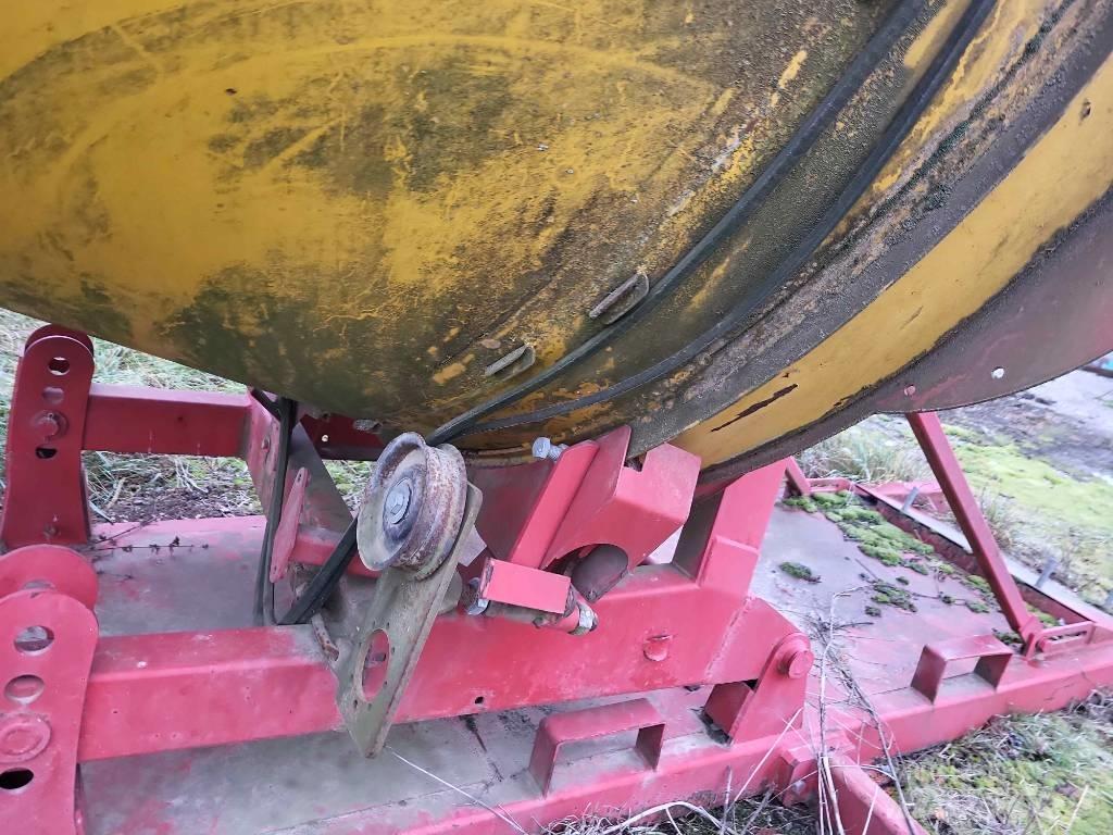 TEAGLE TOMAHAWK 505M Bale shredders, cutters and unrollers
