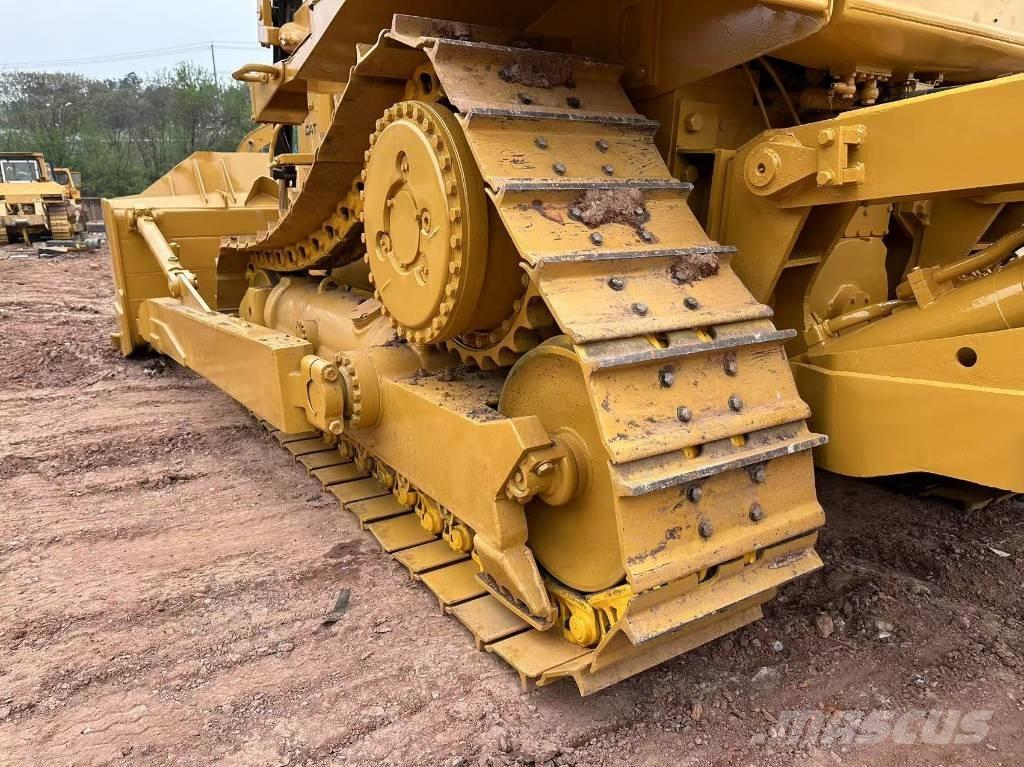 CAT D8R Crawler dozers