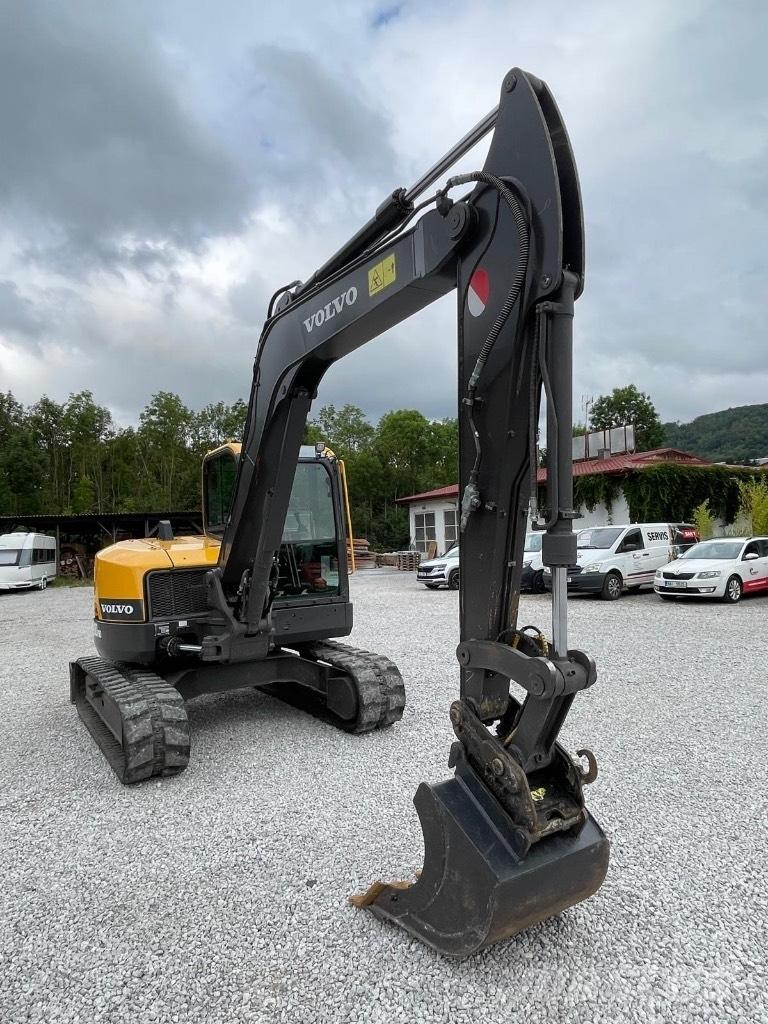 Volvo ECR88D Midi excavators  7t - 12t
