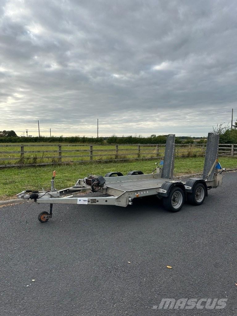  MOTIV TC3000 Light trailers