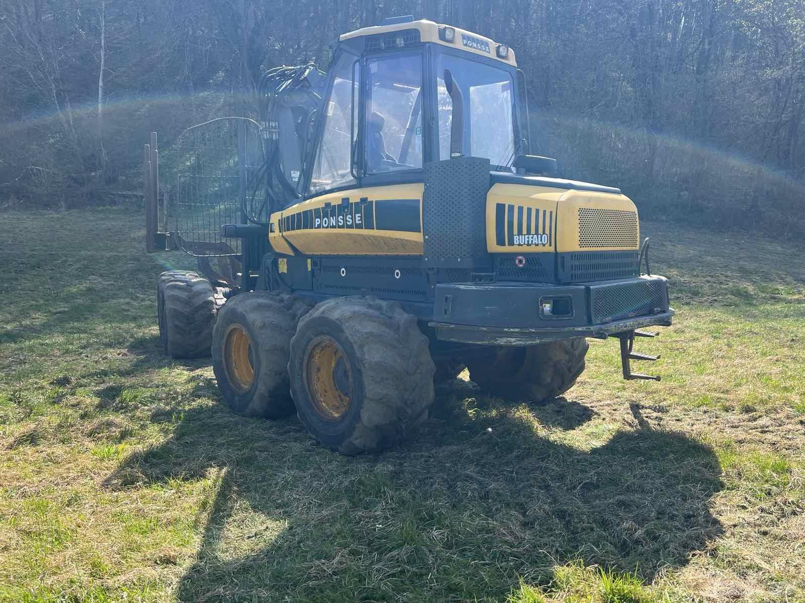 Ponsse Buffalo 8W Forwarders