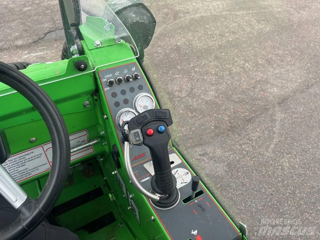 Avant 423 Multi purpose loaders