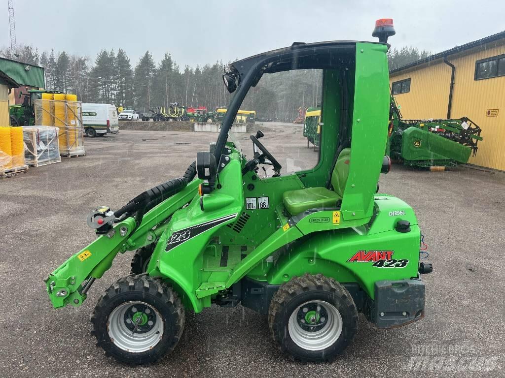 Avant 423 Multi purpose loaders