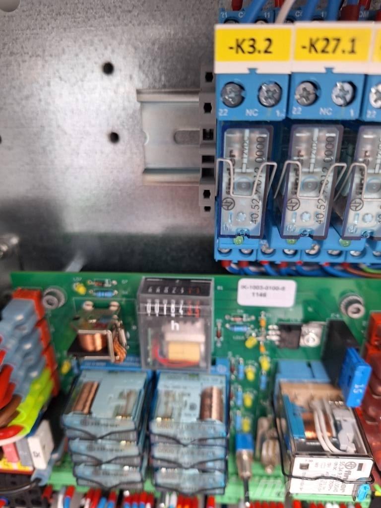 Böcker AHK 30 KS Other lifting machines