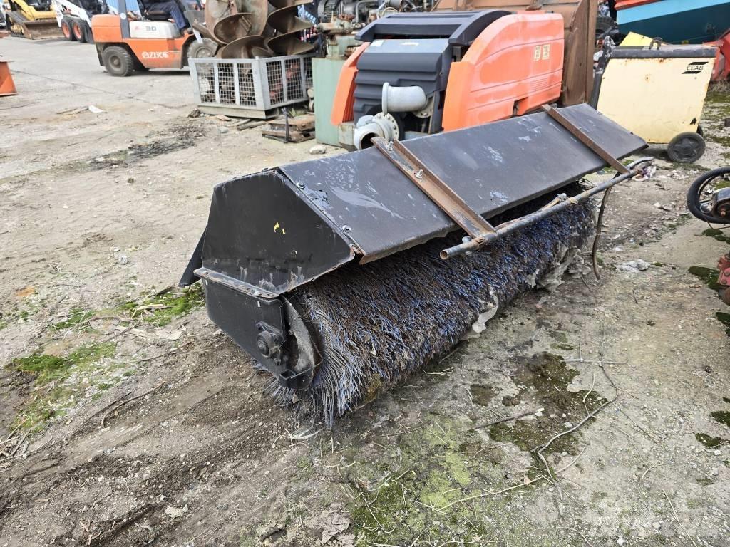 Bobcat Bobcat Sweepers