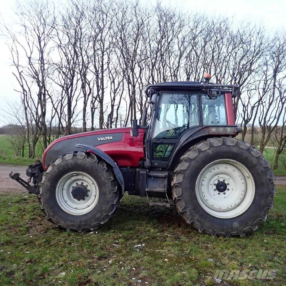 Valtra T 170 Tractors