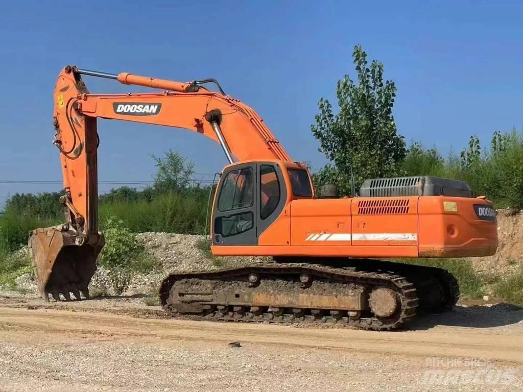 Doosan DX 420 Crawler excavators