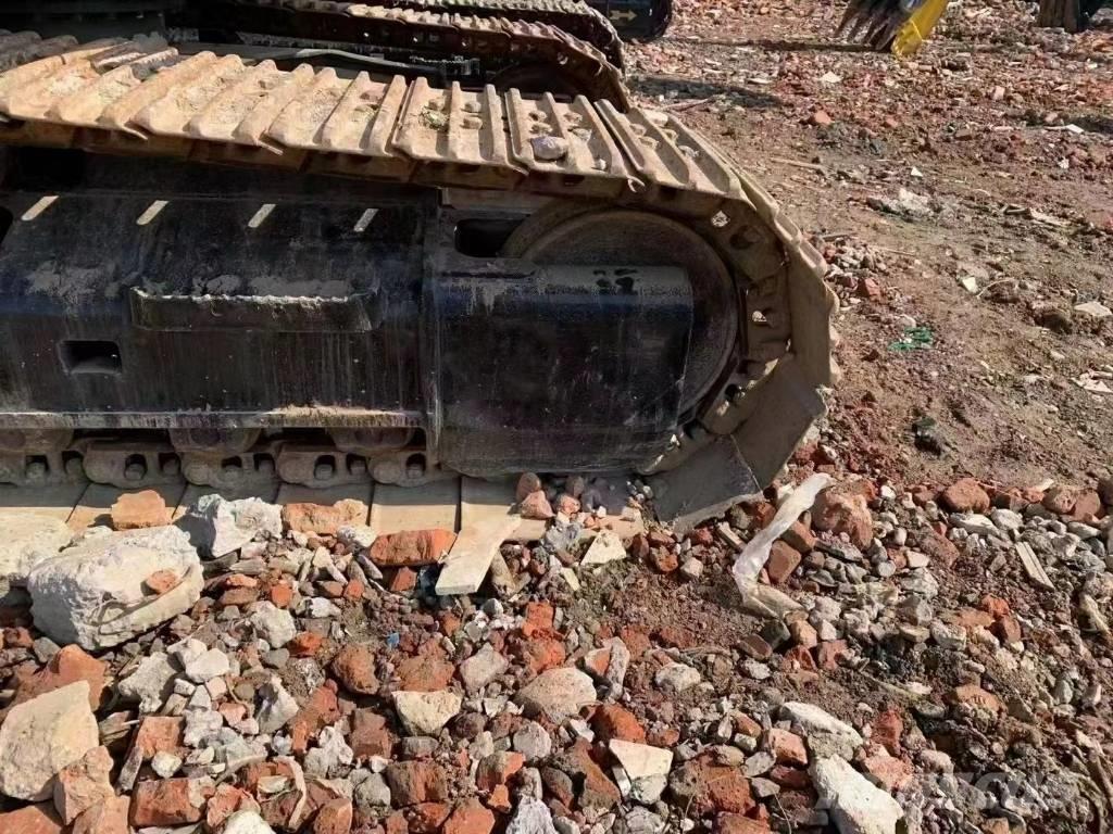 CAT CAT318D Crawler excavators