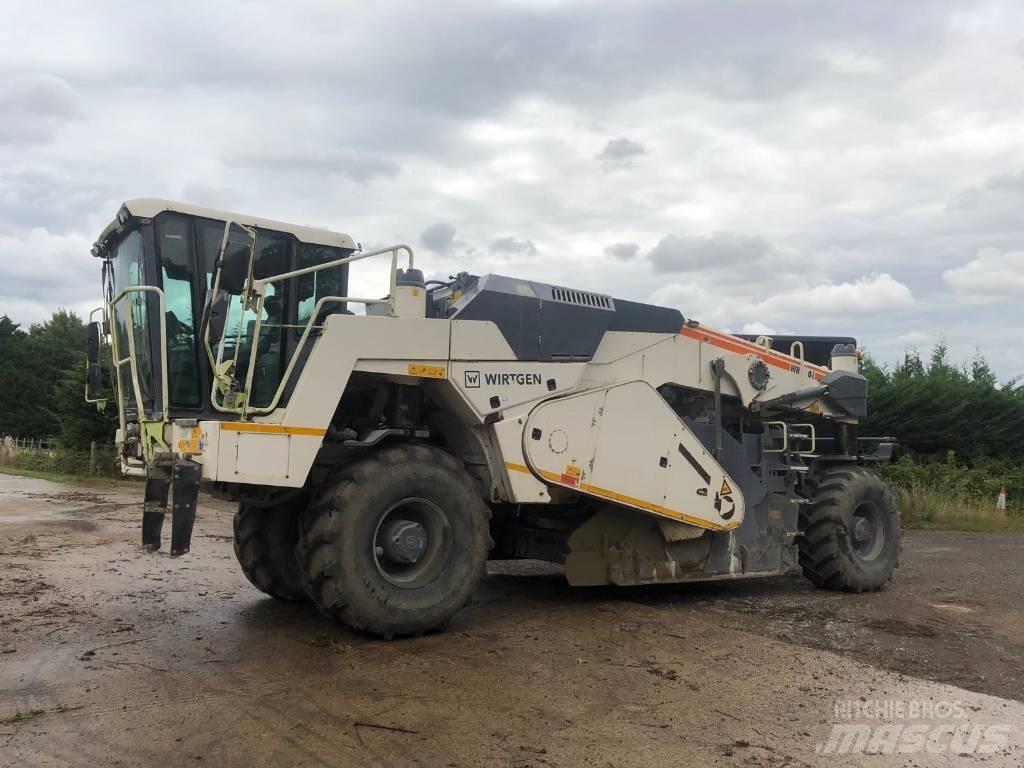 Wirtgen WR200i Soil compactors