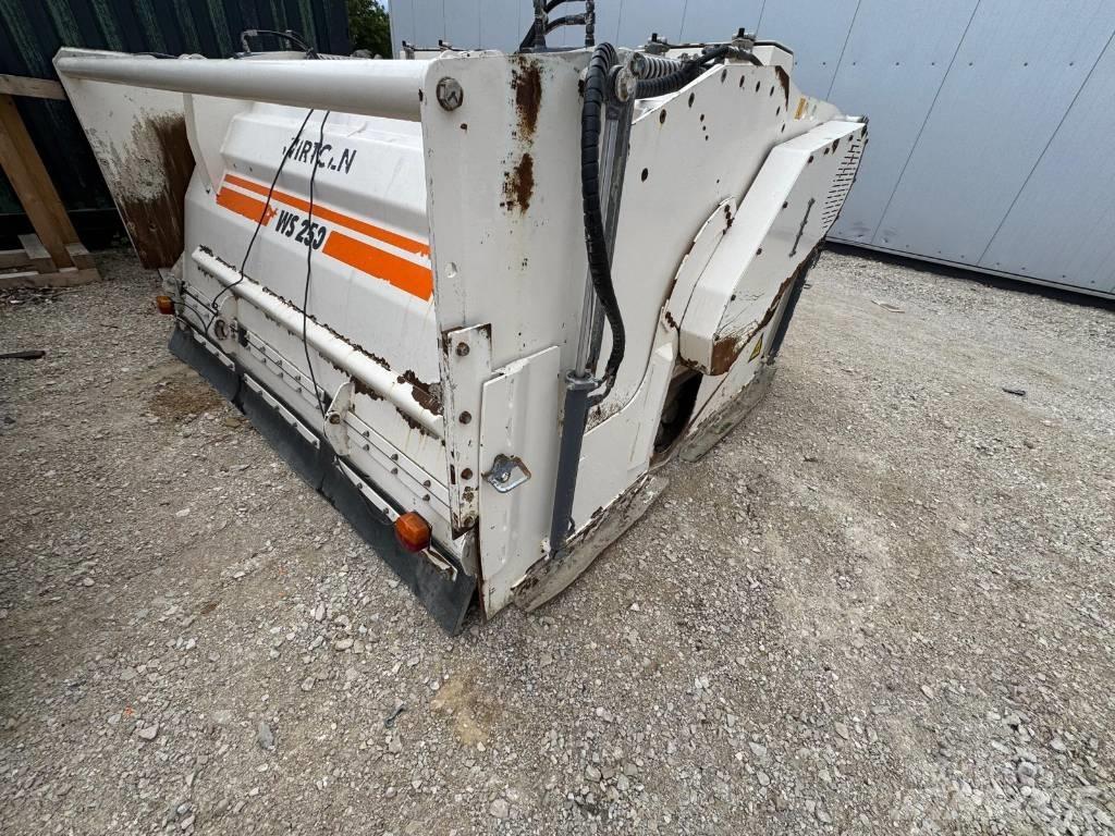 Wirtgen WS 250 Asphalt recyclers