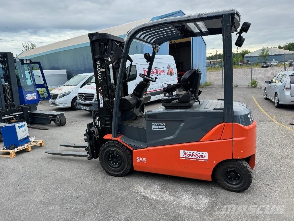 Toyota 8FBMT25 Electric forklift trucks