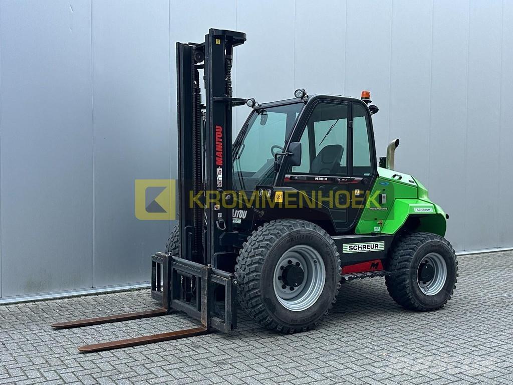 Manitou M30-4 Rough terrain trucks