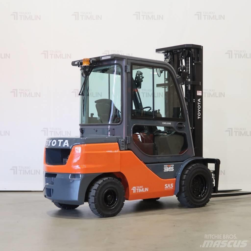 Toyota 02-8FDJF35 Diesel trucks