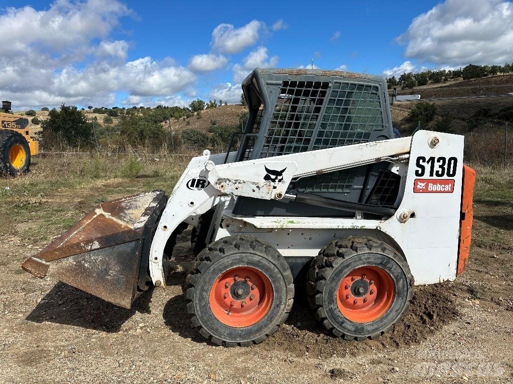 Bobcat S 130 Skid steer loaders