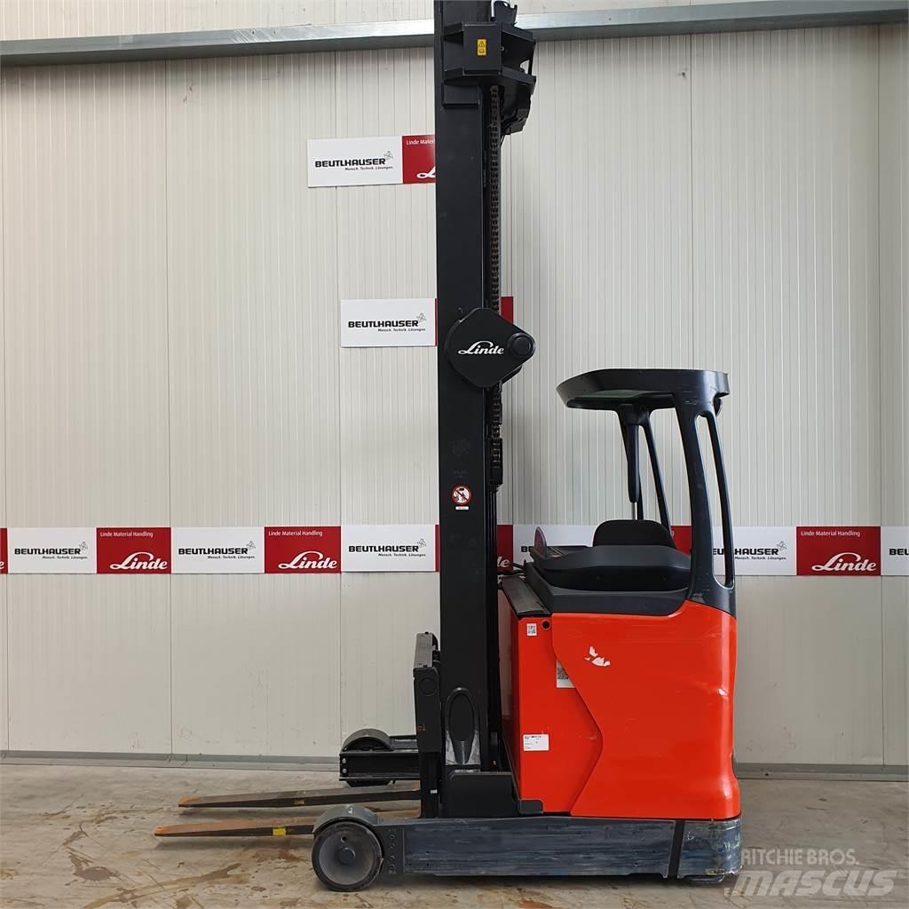 Linde R16HD Reach trucks