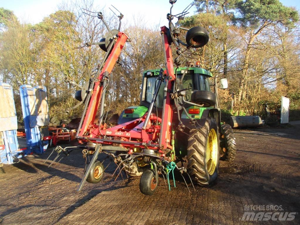 Kverneland Fanex 683 Rakes and tedders