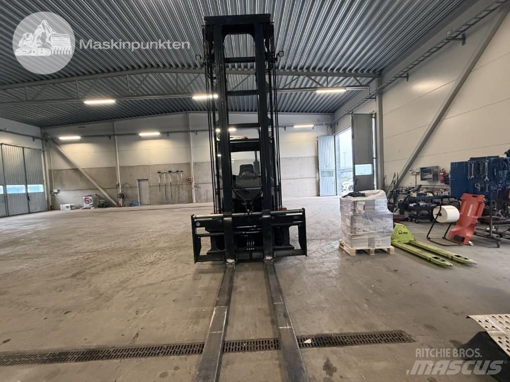 Kalmar DCE 80-6 Diesel trucks