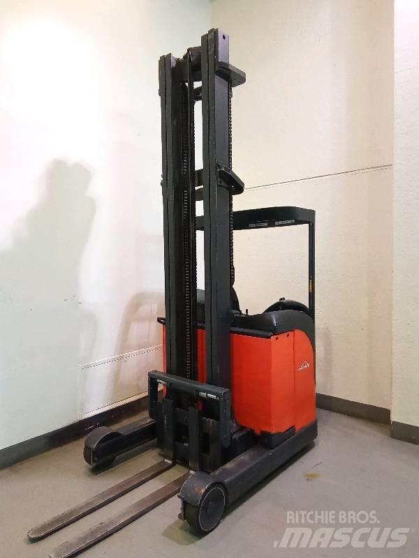 Linde R 16 Reach trucks