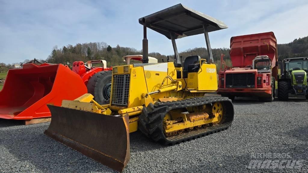 Komatsu D20P-7 Crawler dozers