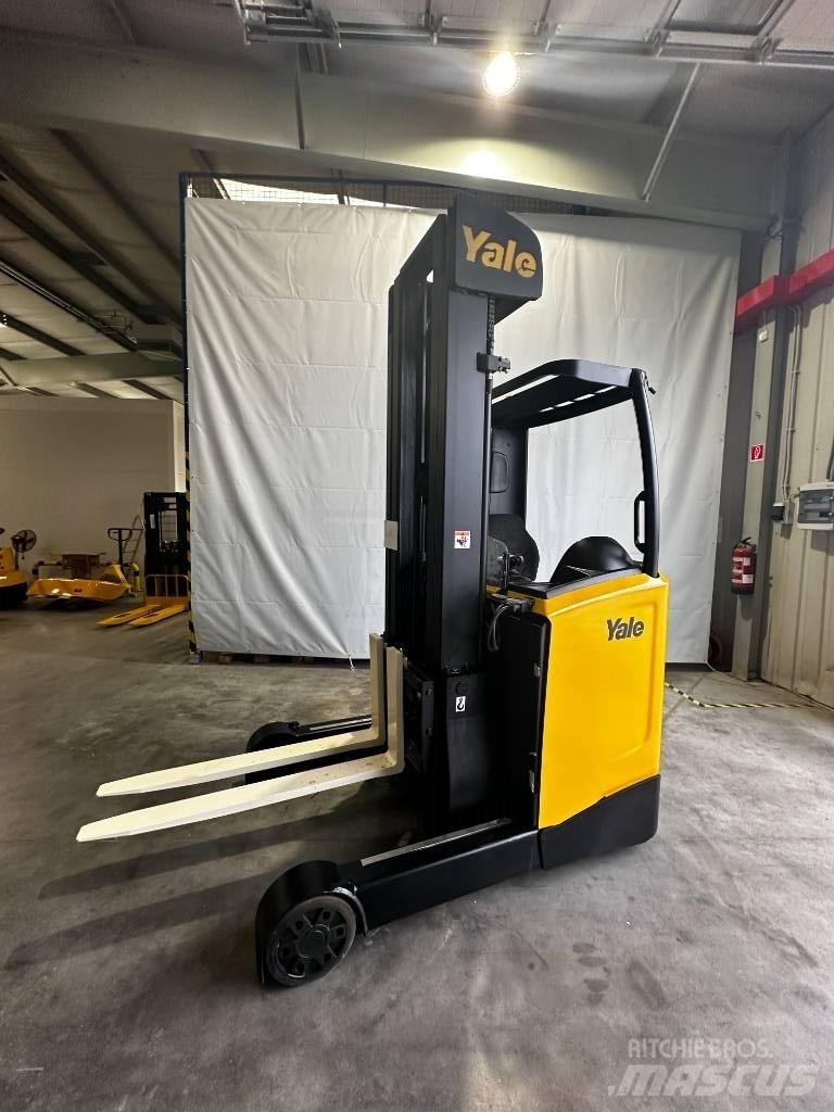 Yale MR16 Reach trucks