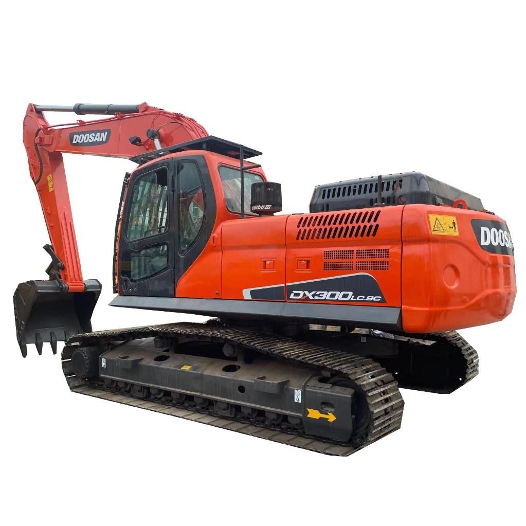 Doosan DX300 Crawler excavators