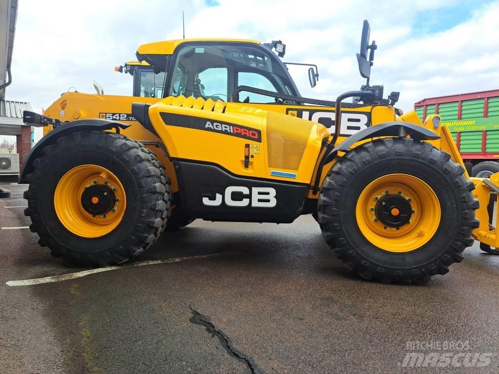 JCB 542-70 Agri Pro Telehandlers for agriculture
