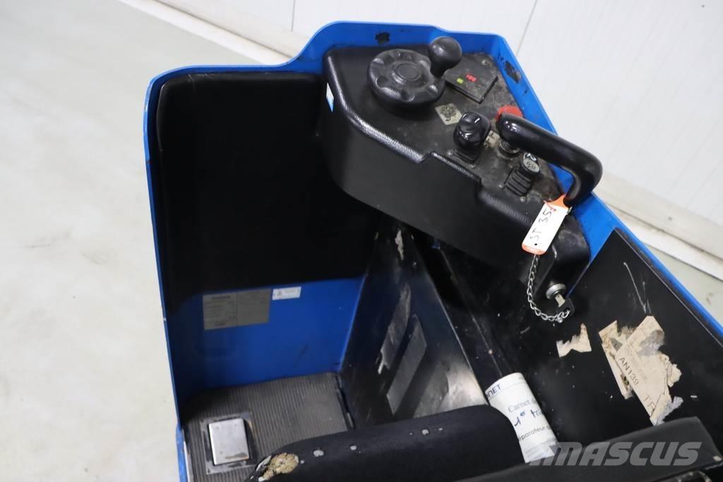 Toyota LSE200 Low lift order picker