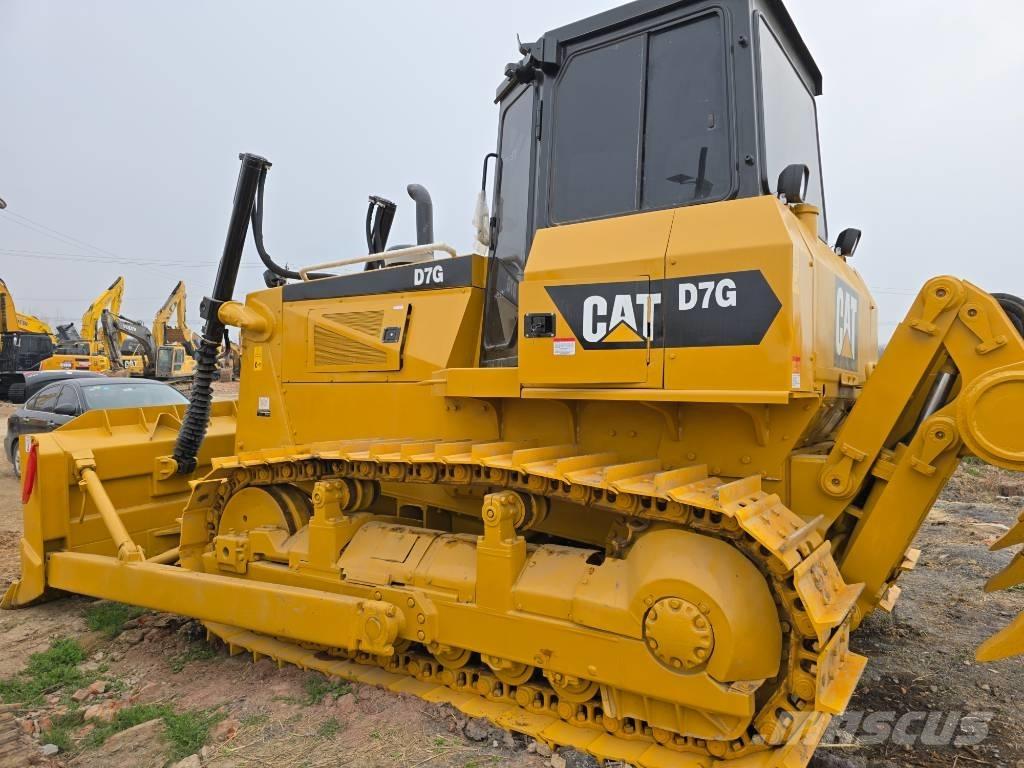 CAT D7G Crawler dozers