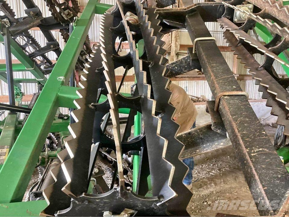 J&M TF 215 Harrows