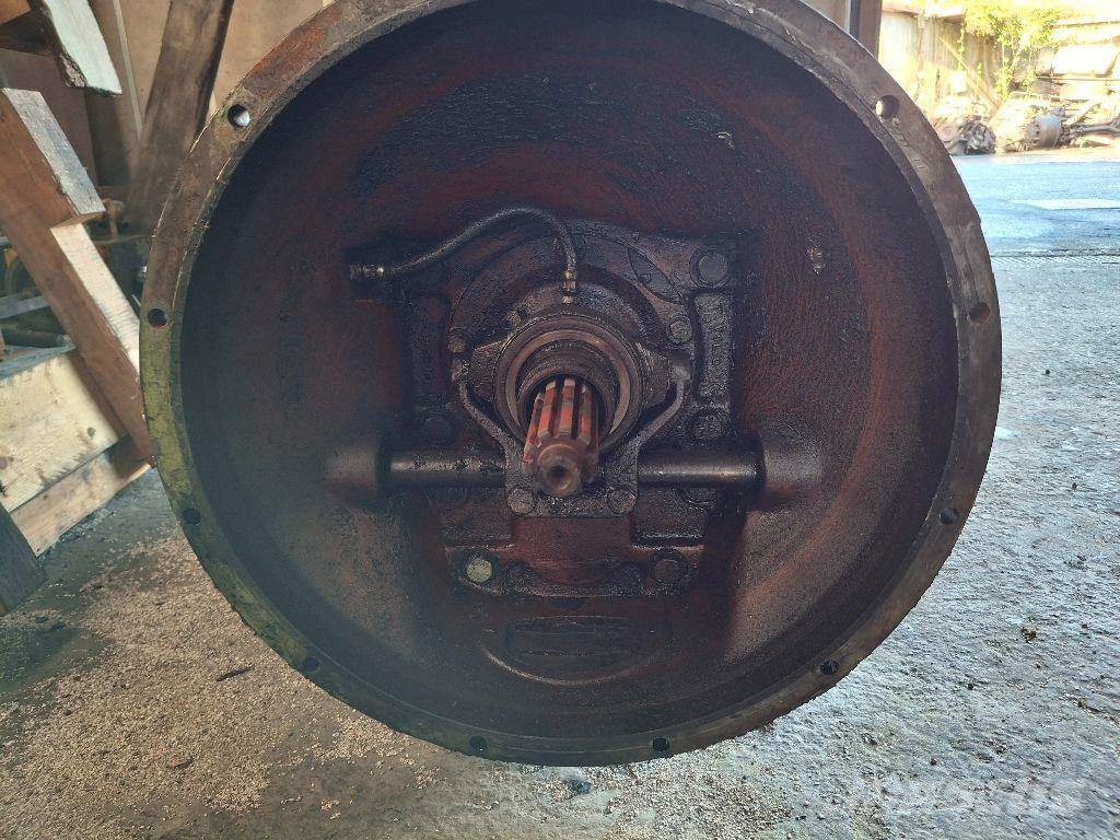 Volvo SR62 Transmission
