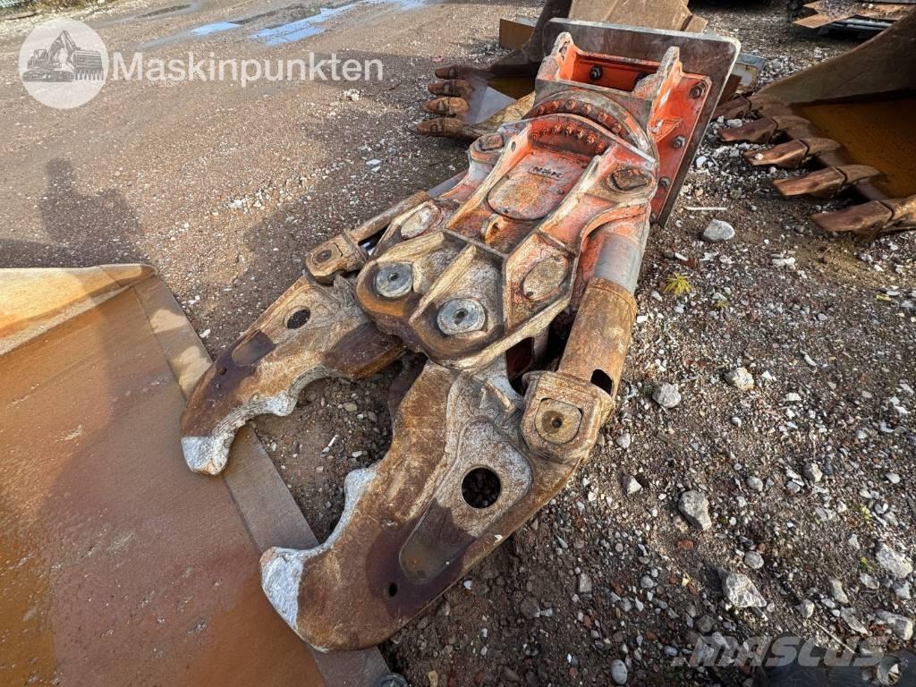 NPK SV 250 Pulveriser (Demolition Crusher ) 