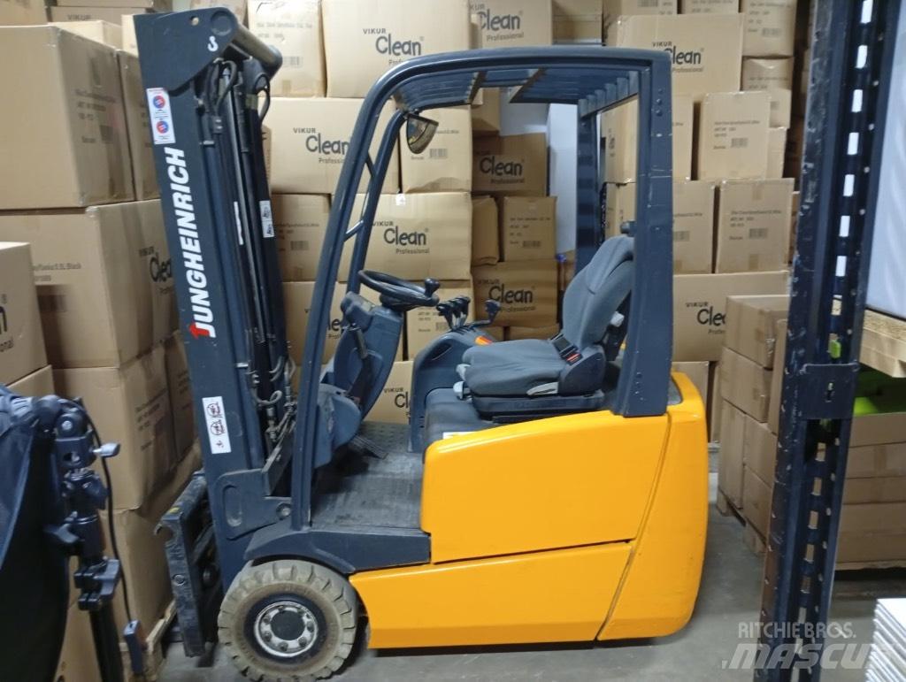 Jungheinrich EFG213 Electric forklift trucks