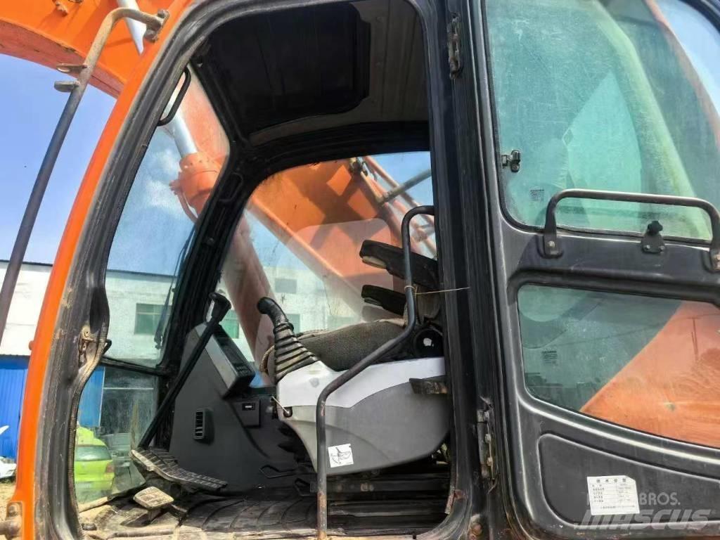 Doosan DX 260 Crawler excavators