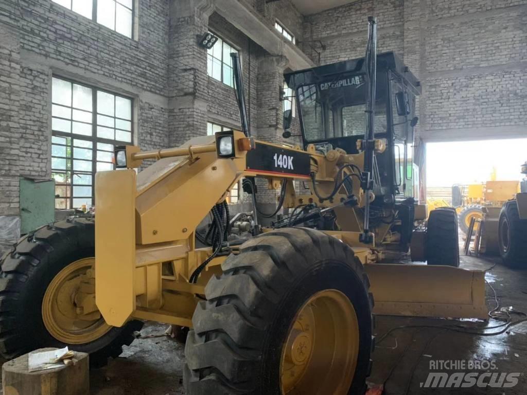 CAT 140 K Graders