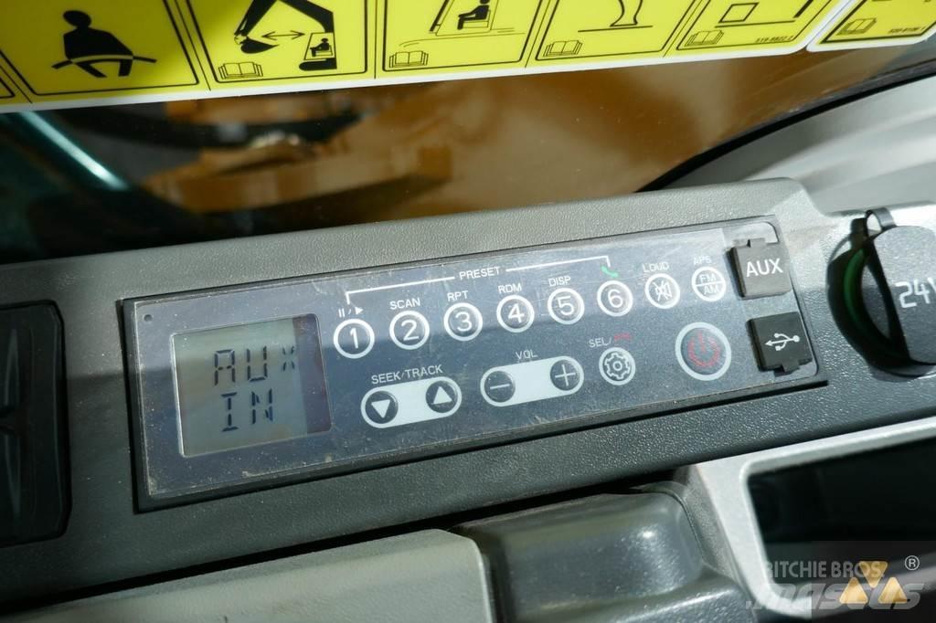 CAT 352 Crawler excavators