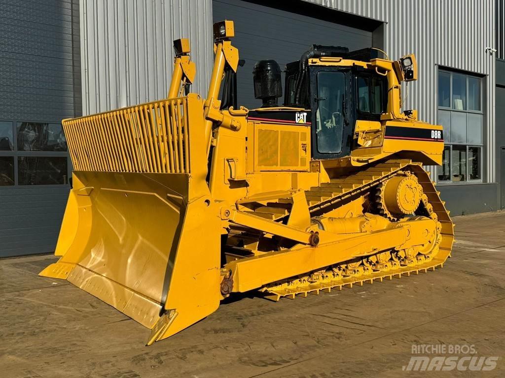 CAT D8R Crawler dozers