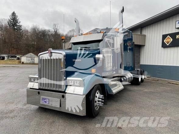 Kenworth W900 Tractor Units