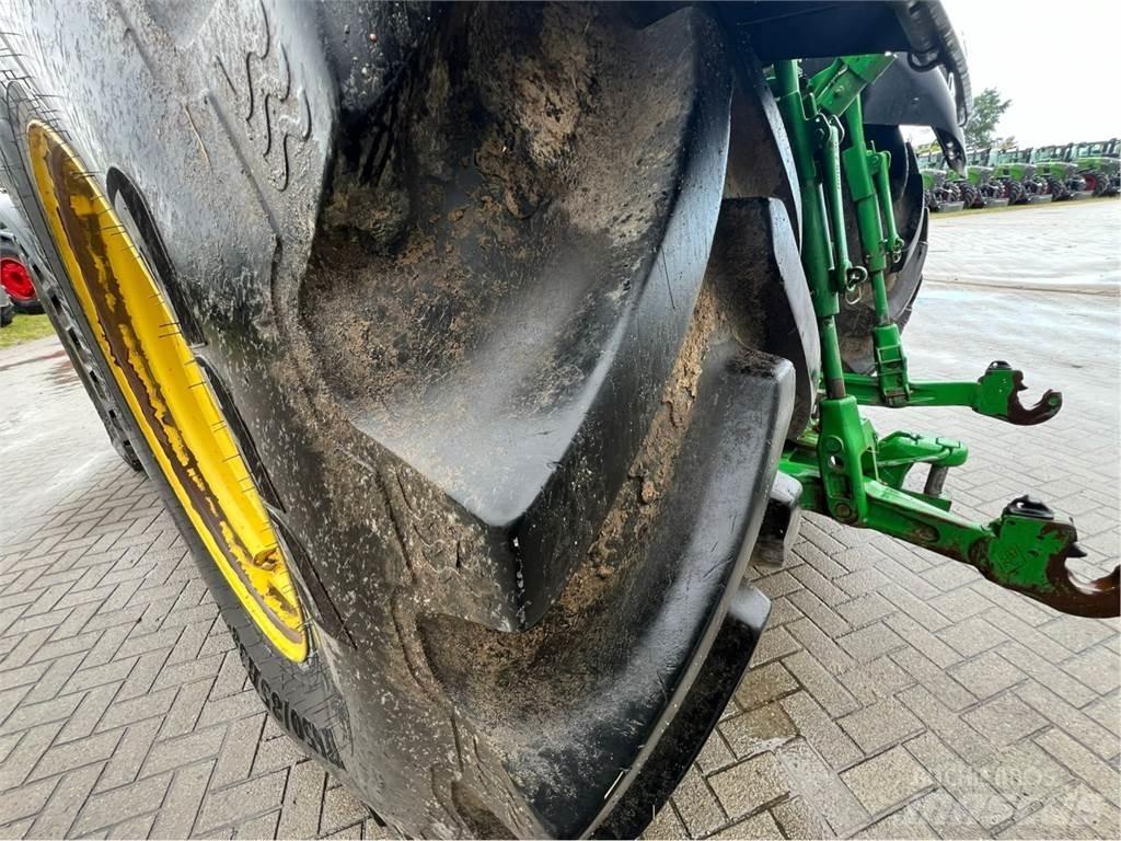 John Deere 7290R Tractors