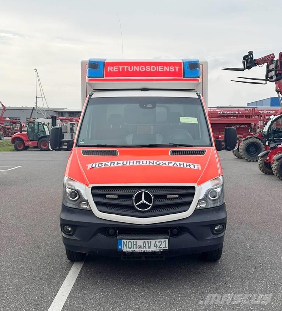 Mercedes-Benz 1032 Ambulances