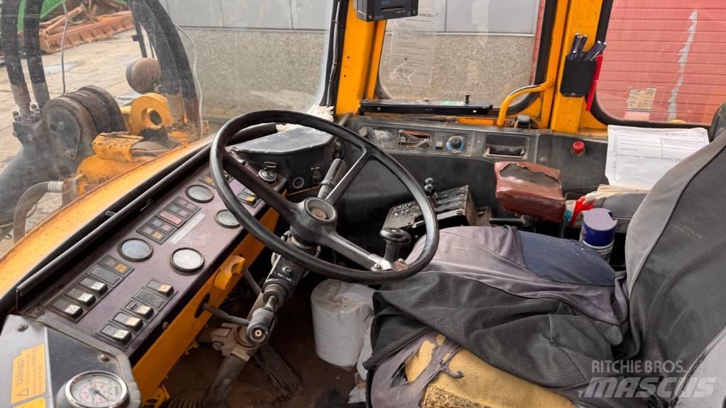 Volvo L 120 Wheel loaders