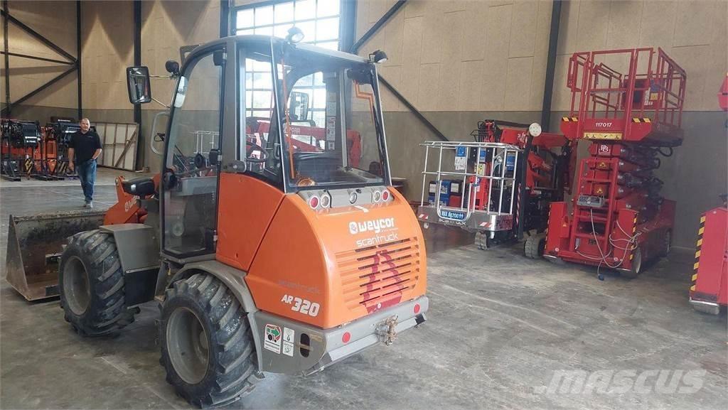Weycor AR320 Cab Multi purpose loaders