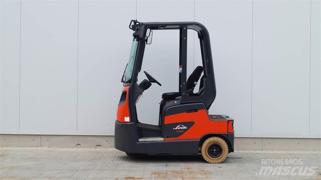 Linde P80 Towing trucks