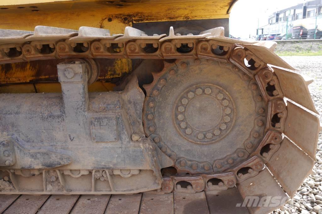 New Holland D 180 Crawler dozers