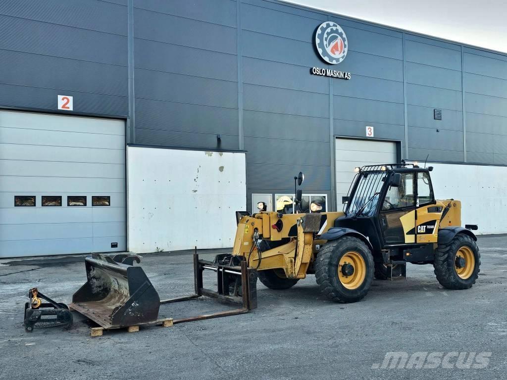 CAT th306b Telescopic handlers