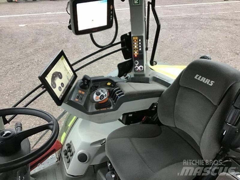 CLAAS AXION 810 Tractors