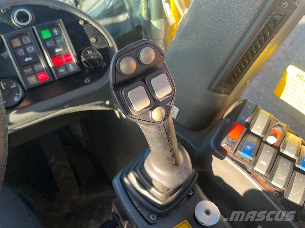 Wille 655 / MYYTY, sold Compact tractors